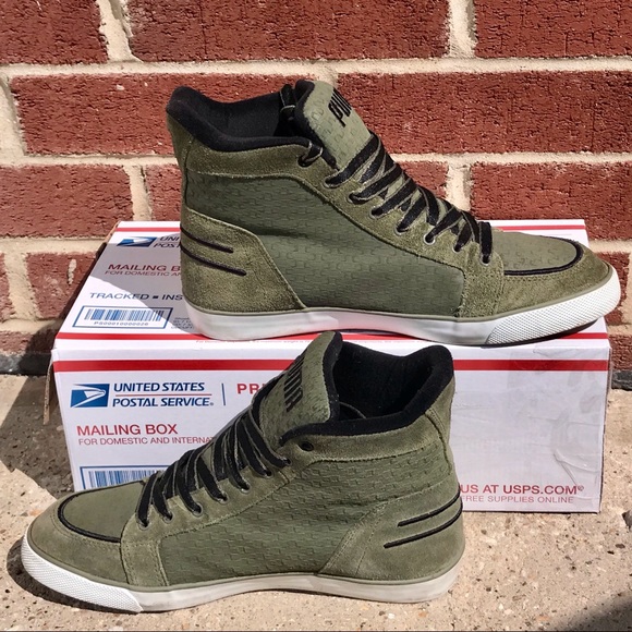 Puma Sneakers - Picture 4 of 8